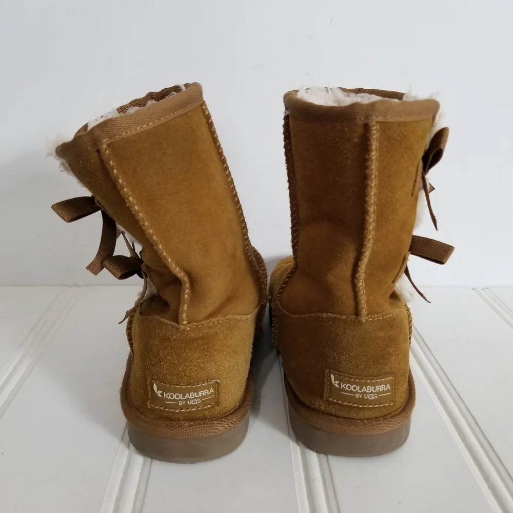 Koolaburra UGG Victoria Short Boots Girls 4 Bow Suede Faux Fur Chestnut Brown